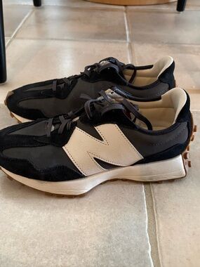 New Balance 327 Black and Cream Women's Retro Runner Sneakers